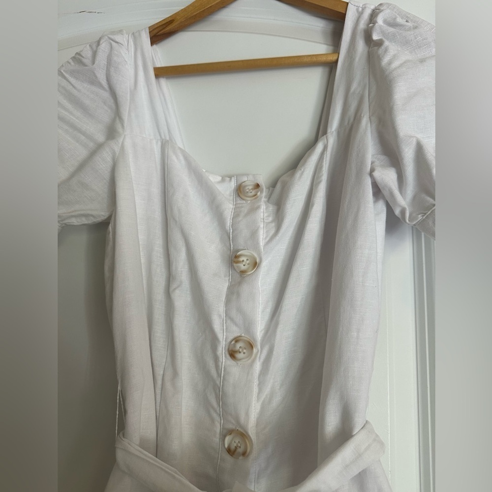 Charlie Holiday Cleo White Button-Front Puff Sleeve Culotte Jumpsuit XS - Picture 6 of 8